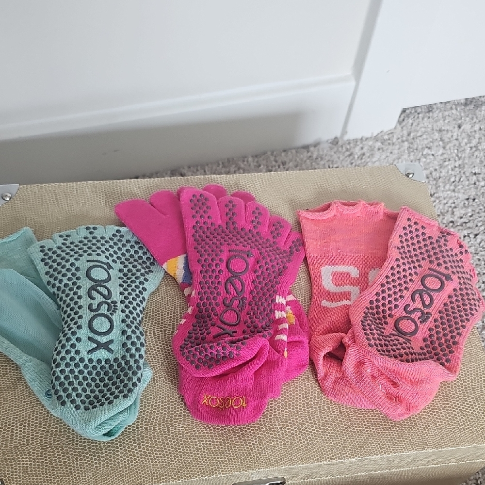 toesox Grip Toe Socks - Hot Pink, Coral & Mint Mix
